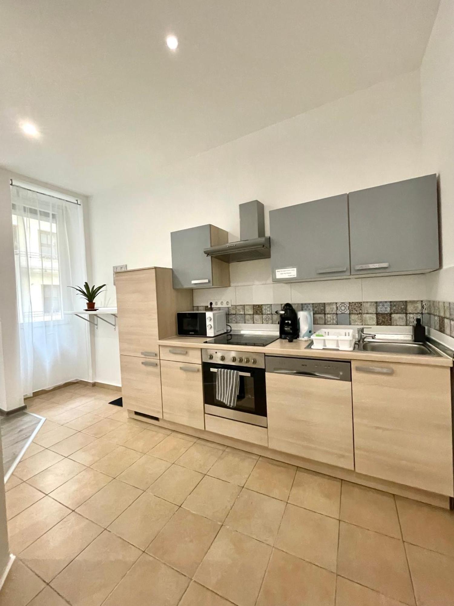 Relax Home With 2 Bedroom, 2 Bathroom For 6 People In The City Centre Free Coffee Budapest Exterior foto