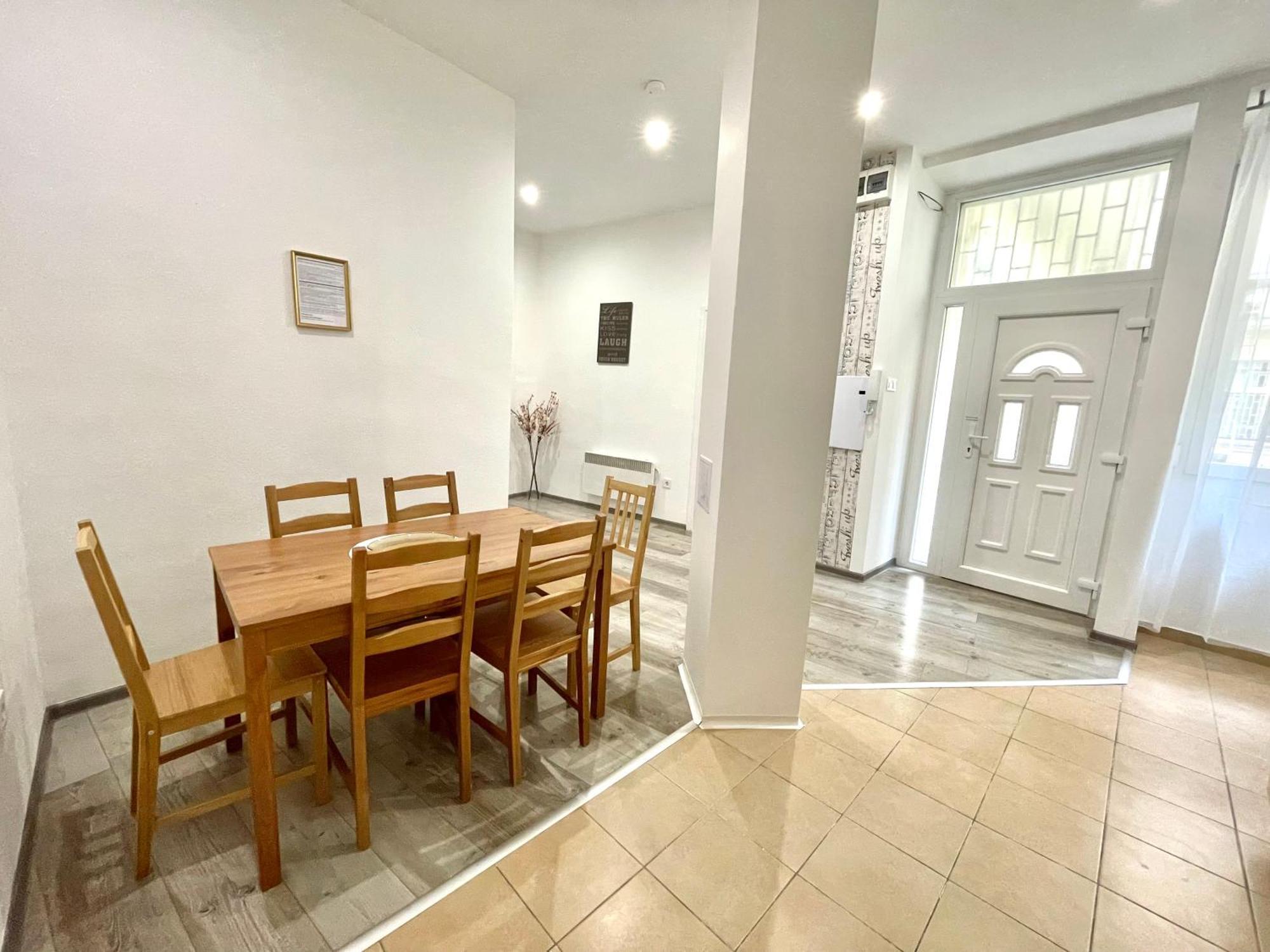 Relax Home With 2 Bedroom, 2 Bathroom For 6 People In The City Centre Free Coffee Budapest Exterior foto